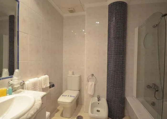 Hotel Mar Azul 2*